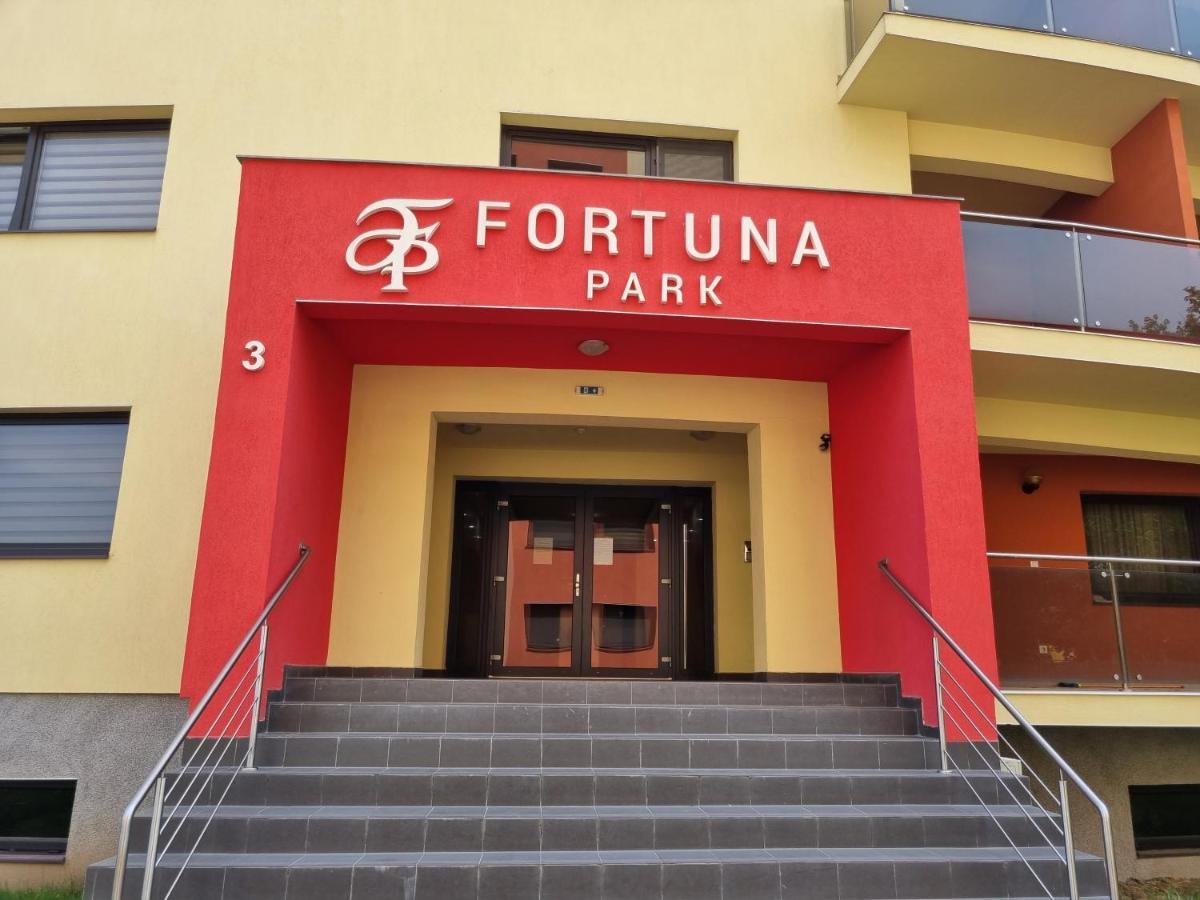 Bougainvillea Apartman Sfântu Gheorghe Exterior foto